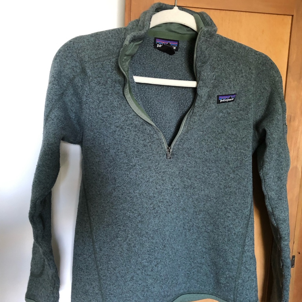 Patagonia Women’s 1/4 Zip Fleece
